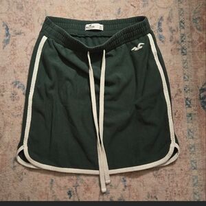 Hollister Forest Green Drawstring Athletic Skirt with White Trim